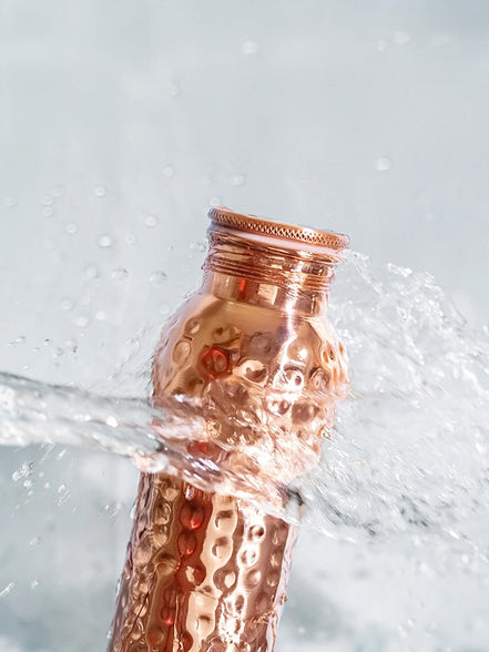 Hammered Curve Copper Bottle 900 ml